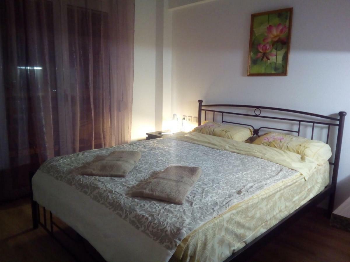 Apartamento New Studio Next To Metro For 2 People Atenas Exterior foto